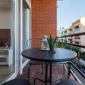 2 En Estadio Del Sevilla, 3 Y Metro Apartamento Sevilla